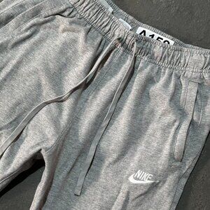 nike trousers